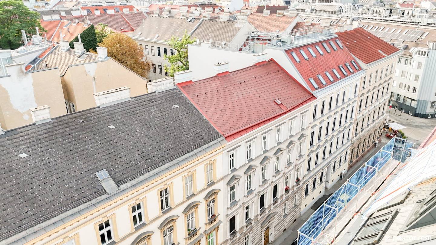 HISTORISCHES ZINSHAUSJUWEL AUS FAMILIENBESITZ IN BESTLAGE DES 18. BEZIRKS - CHARMANTER ALTBAU AUS FAMILIENBESITZ MIT EXZELLENTER INFRASTRUKTUR - NÄHE AKH UND KUTSCHKERMARKT - ca. 3,4 % RENDITE