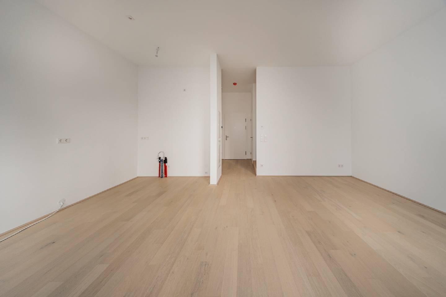 Wohnung mit großzügiger Wohnküche und Terrasse