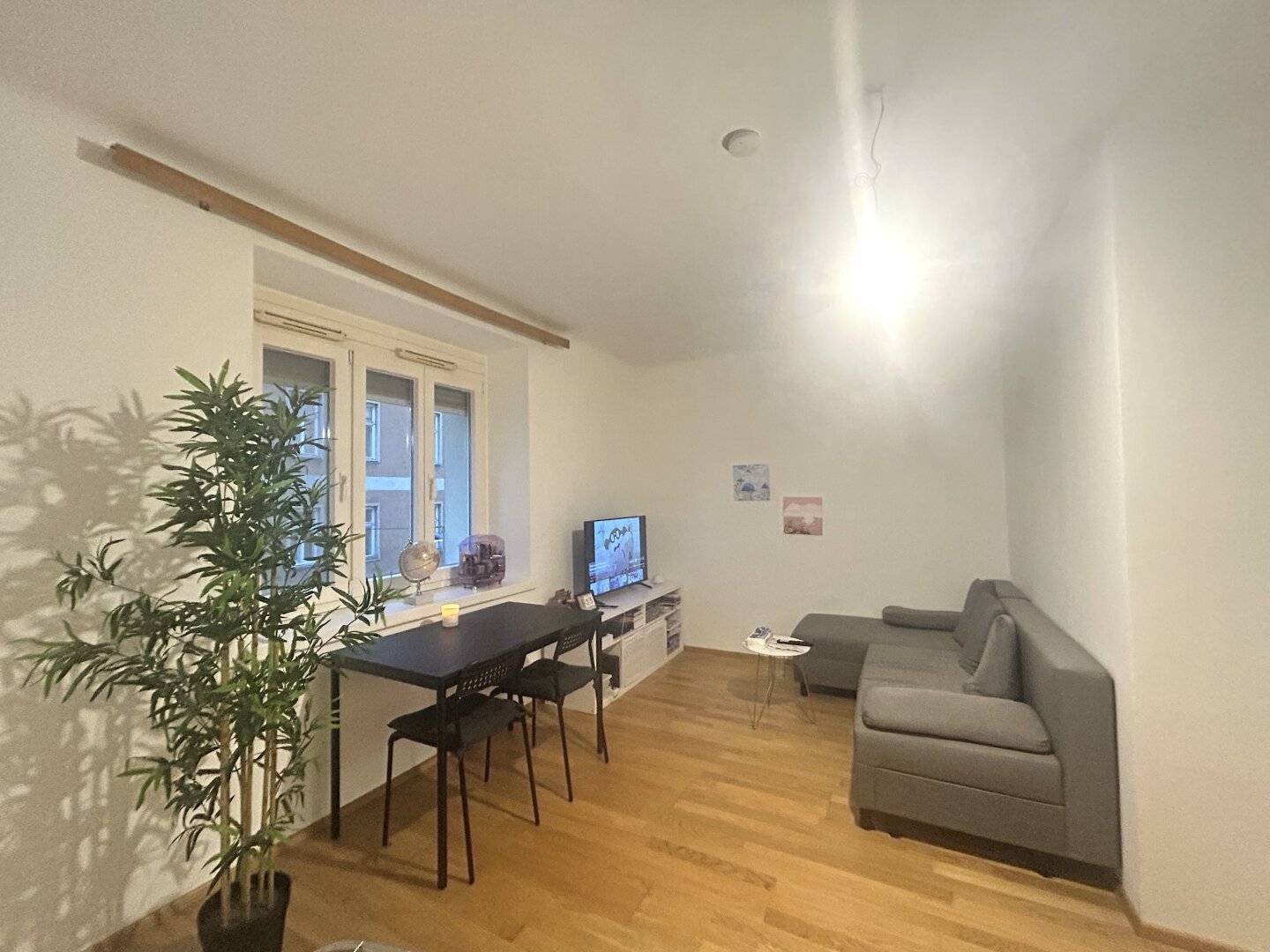 Top City Apartment I U4/U2 I sehr niedrige BK
