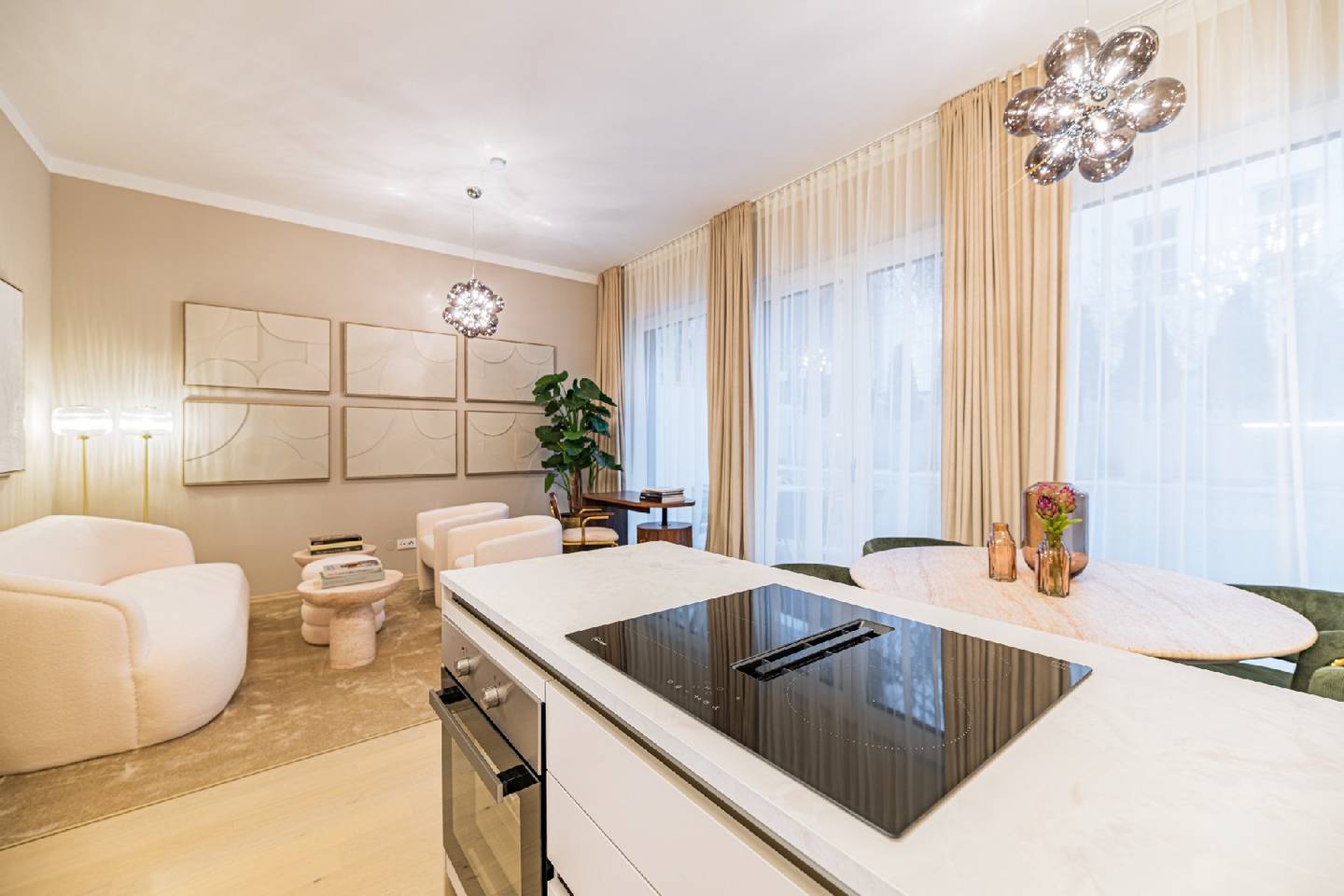 Erdgeschosswohnung mit Terrasse und Eigengarten