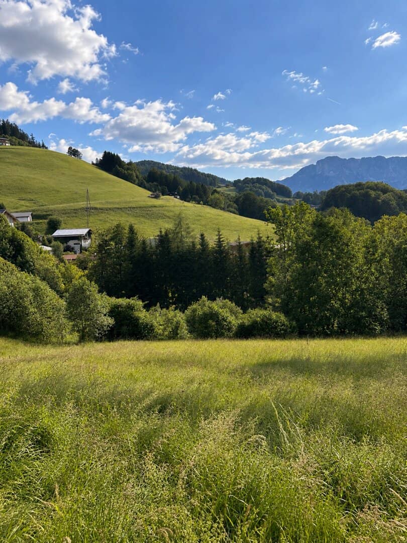 Hallein: Baugrundstück mit Panoramablick in Bad Dürrnberg zu verkaufen