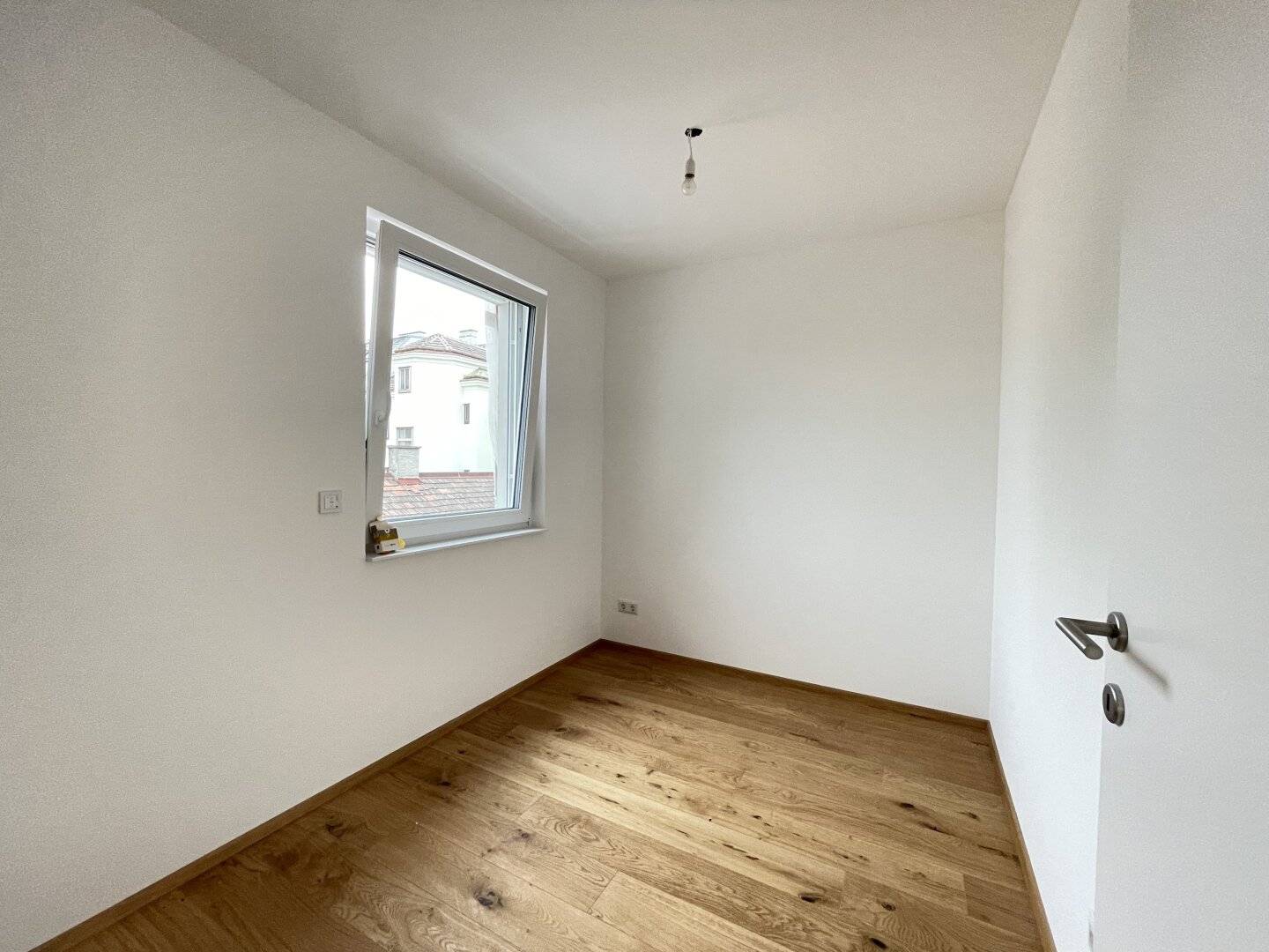 2 Zimmer mit Balkon bei U2 Stadlau / Wärmepumpe