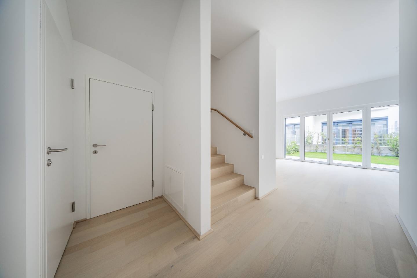 Erdgeschosswohnung mit Garten und Terrasse zentral