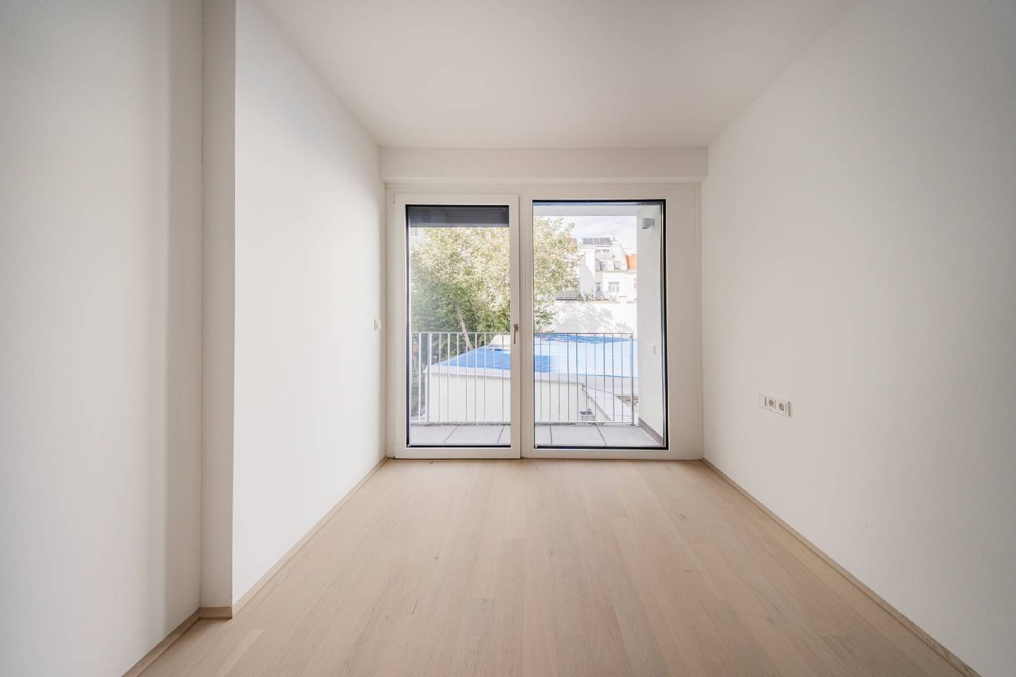 Erdgeschosswohnung mit Terrasse Loggia Eigengarten
