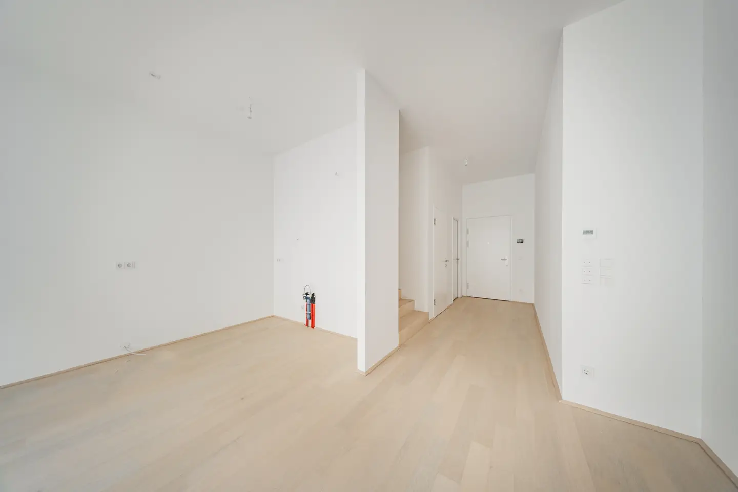Ground floor apartment with terrace and loggia