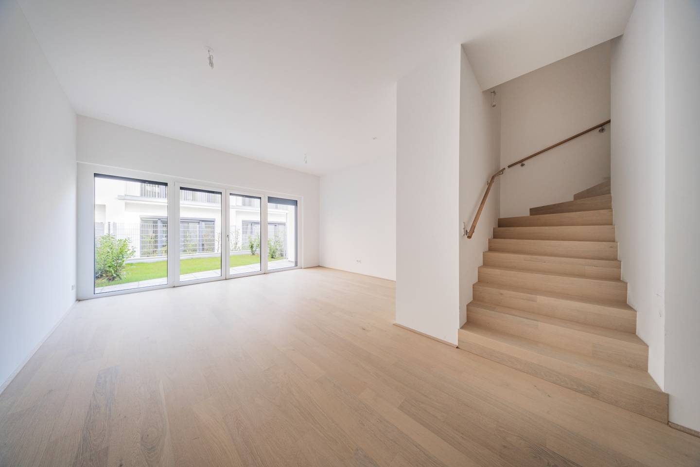 Erdgeschosswohnung Neubau mit eigenem Garten