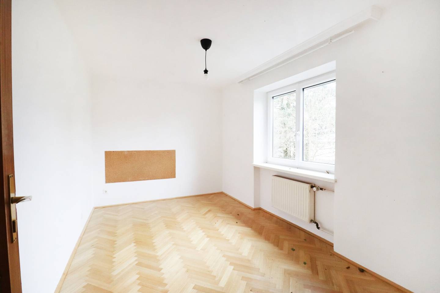 Ihr neues Zuhause: Großzügiges Einfamilienhaus mit Gaisbergblick auf weitläufigem Grundstück in ruhiger Lage von Salzburg