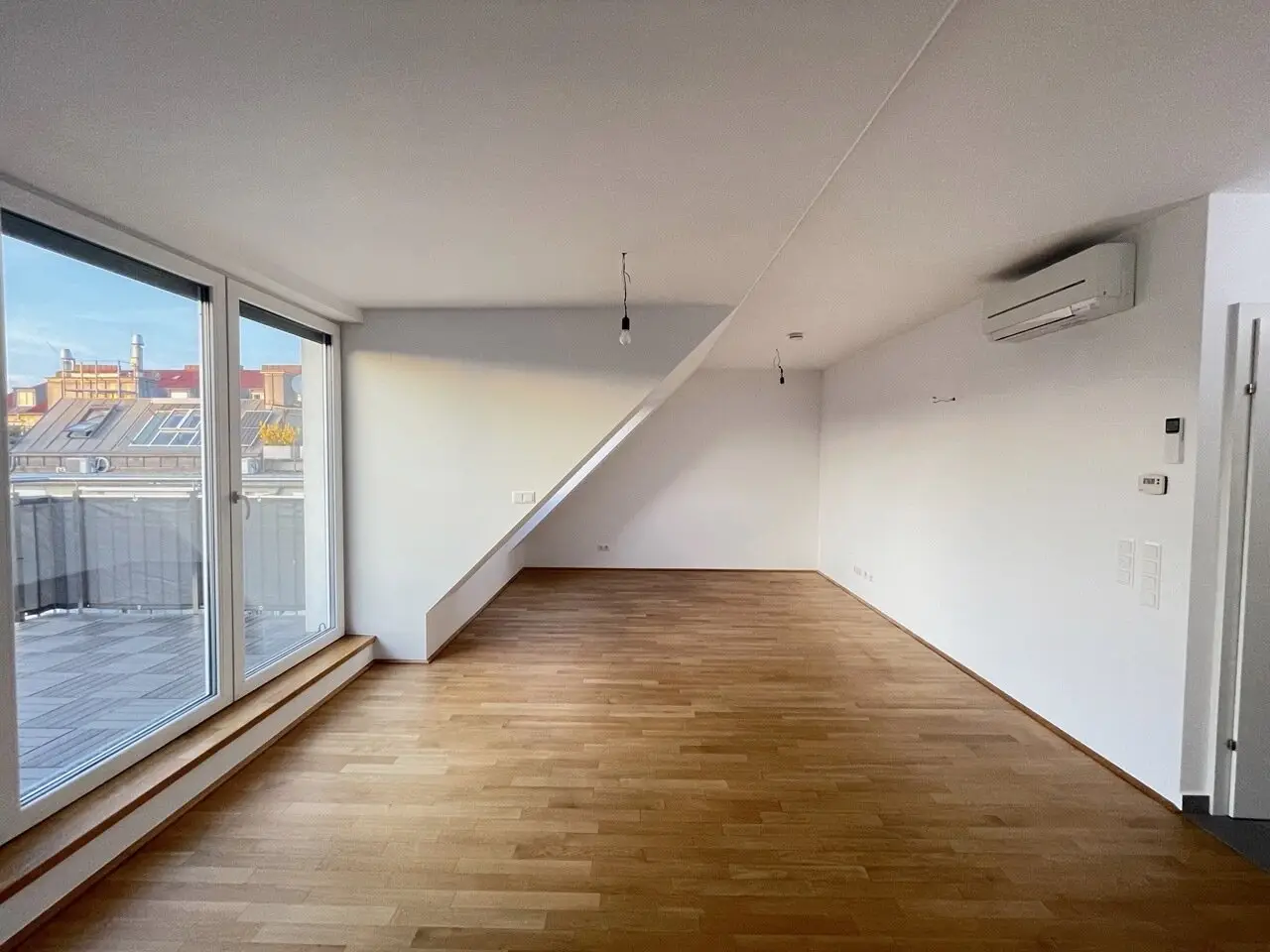 3 Zimmer-DG-Wohnung mit traumhafter Dachterrasse in 1220 Wien