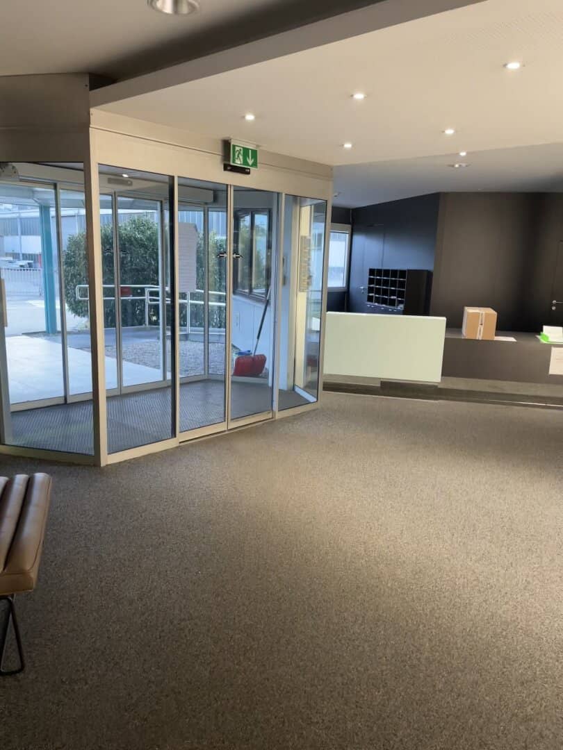 Attractive office in Attnang-Puchheim 36 m2 – well maintained, central and with parking spaces!