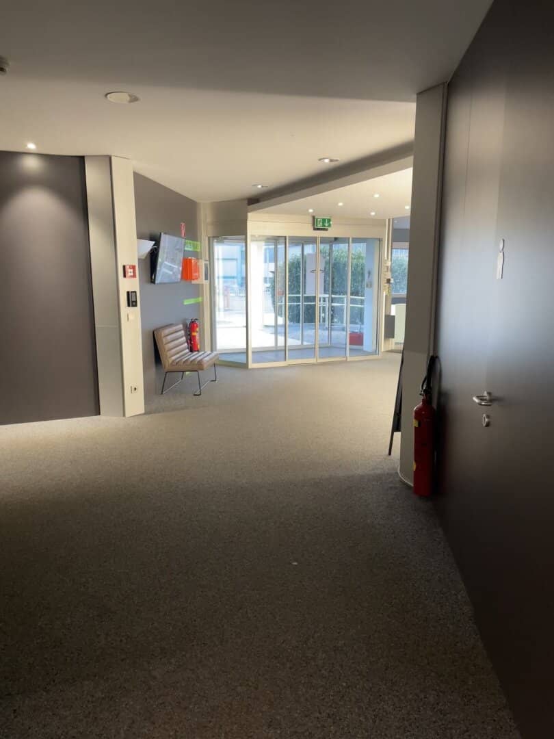 Attractive office in Attnang-Puchheim 36 m2 – well maintained, central and with parking spaces!