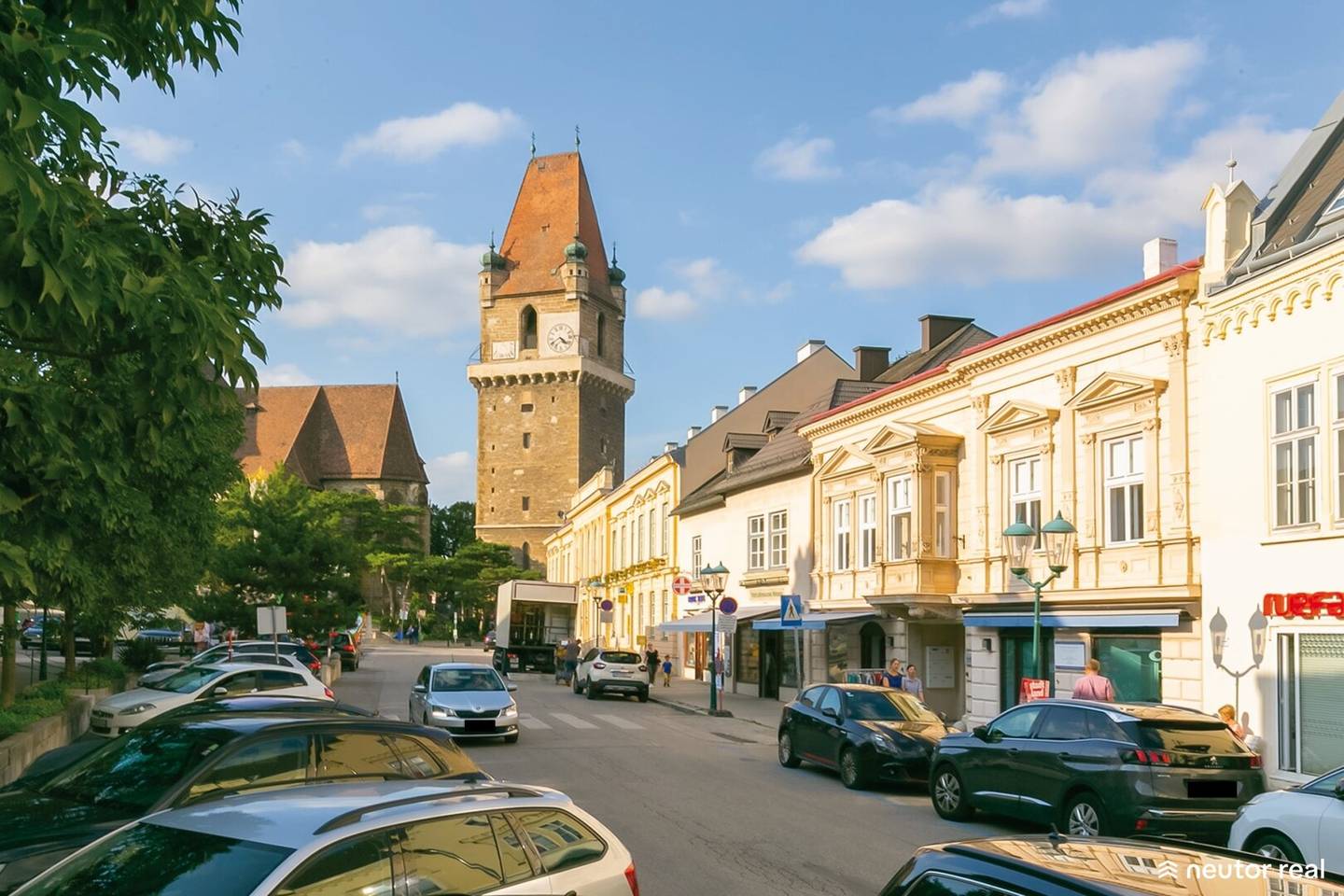 STADTRAND VON WIEN - AM FUßE DES HOCHBERGS - GROßZÜGIGES BAUGRUNDSTÜCK IM PERCHTOLDSDORFER ZENTRUM