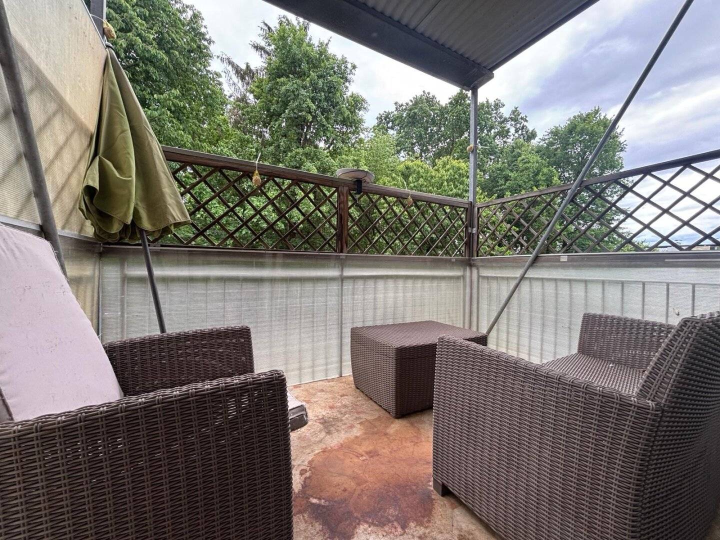 Sonnige Wohnung mit Balkon und Grünblick!