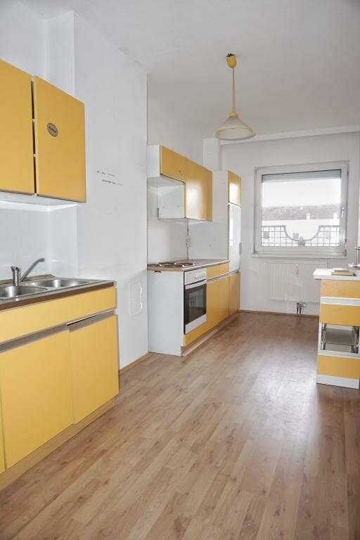 Moderne 3-Zimmer-Wohnung mit Loggia in Luftenberg - Teilsaniert