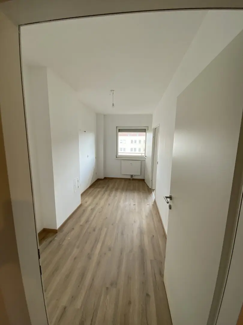 Moderne 3-Zimmer-Wohnung mit Loggia in Luftenberg - Teilsaniert