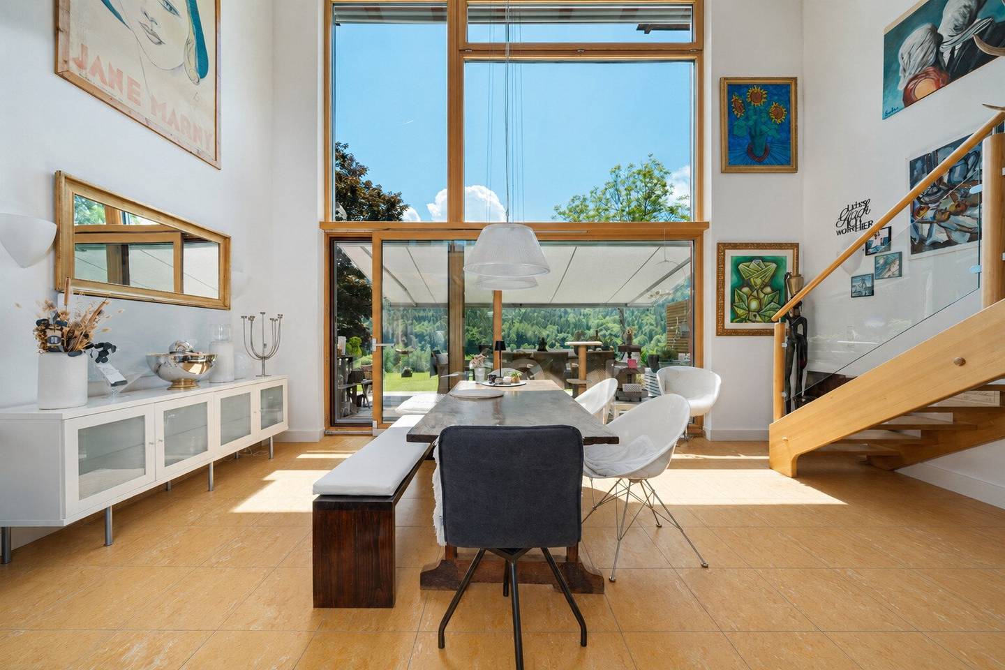 Hohe Fensterfronten, Eleganz, Seeblick und unvergleichliches Wohngefühl