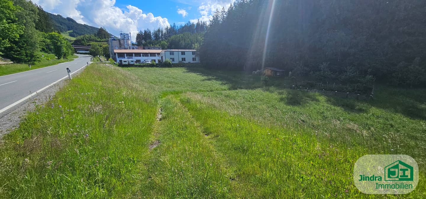 Attraktives Gewerbegrundstück in Lans zu verkaufen!