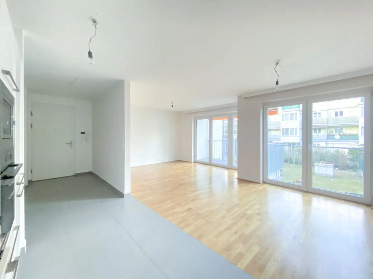 Stadlau U2 - Neuwertige & moderne Wohnung mit Top Ausstattung & 5,6 m² Innenhof-Balkon, nur 4 Gehminuten zur U2, ruhig