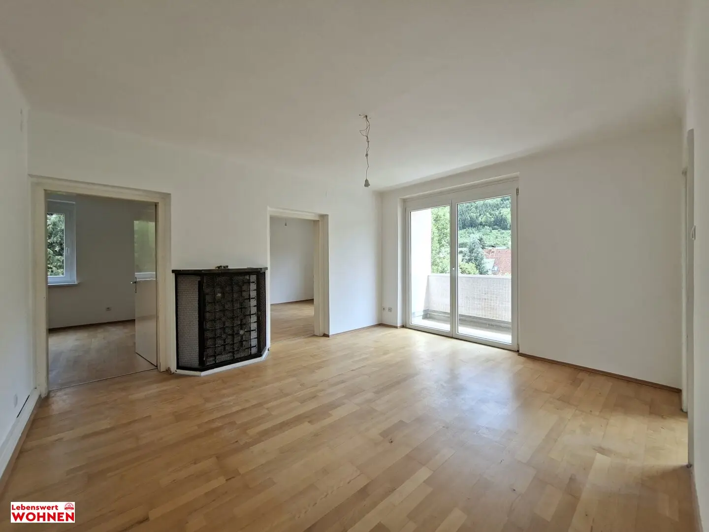 renovierungsbedürfige - 2,5-Zimmer-Wohnung + Balkon -  LEOBEN Waidbachstraße!