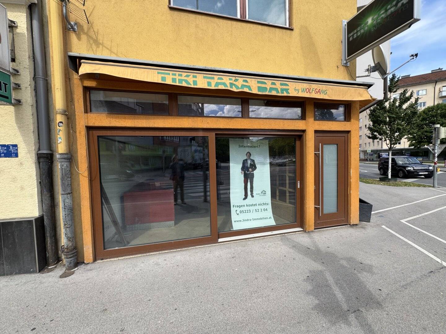 Bekanntes Café in Innsbruck, betriebsbereit und voll ausgestattet, Kaufpreis € 310.000.-