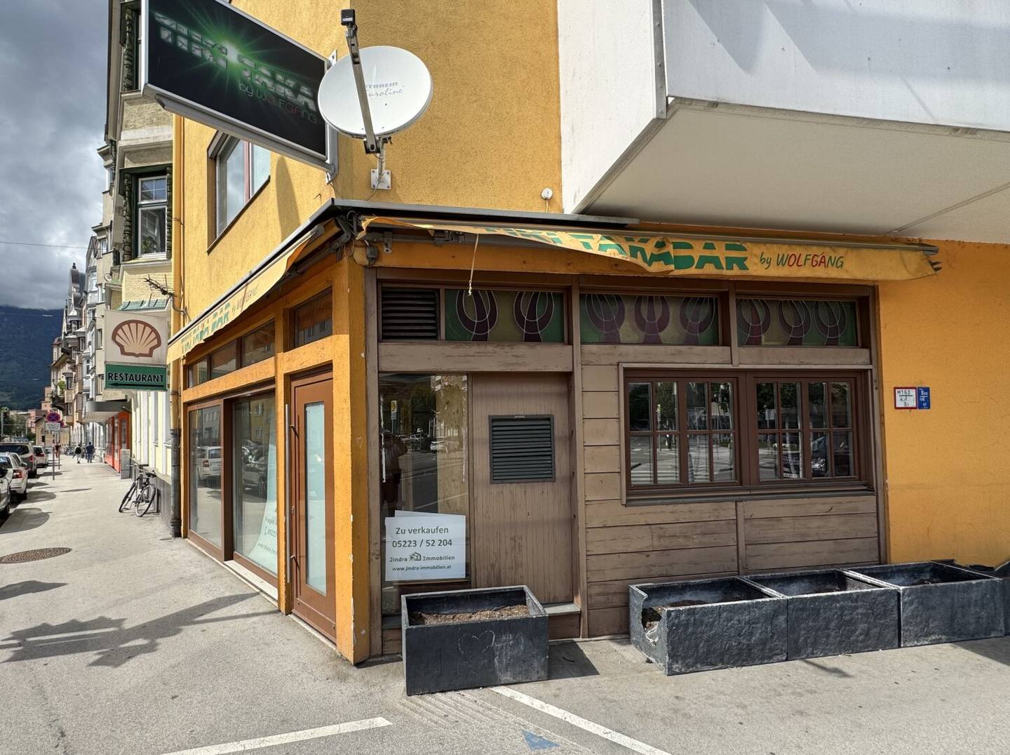 Bekanntes Café in Innsbruck, betriebsbereit und voll ausgestattet, Kaufpreis € 310.000.-