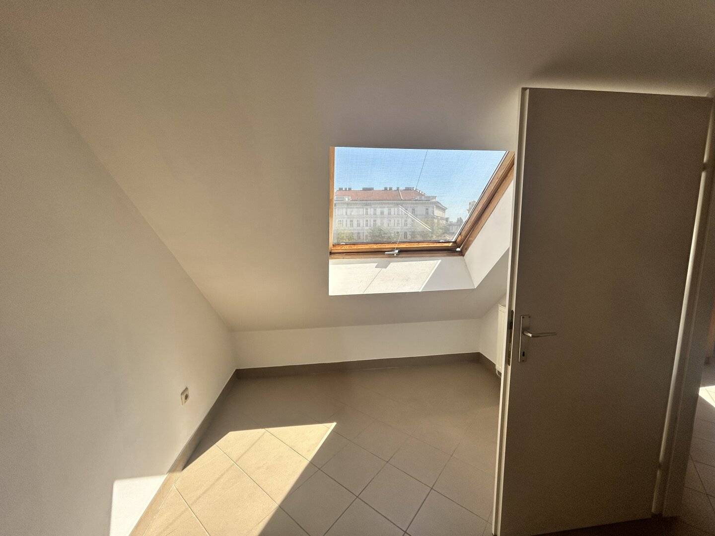DG I 2-Zimmer I Mariahilfer Straße I Westbahnhof