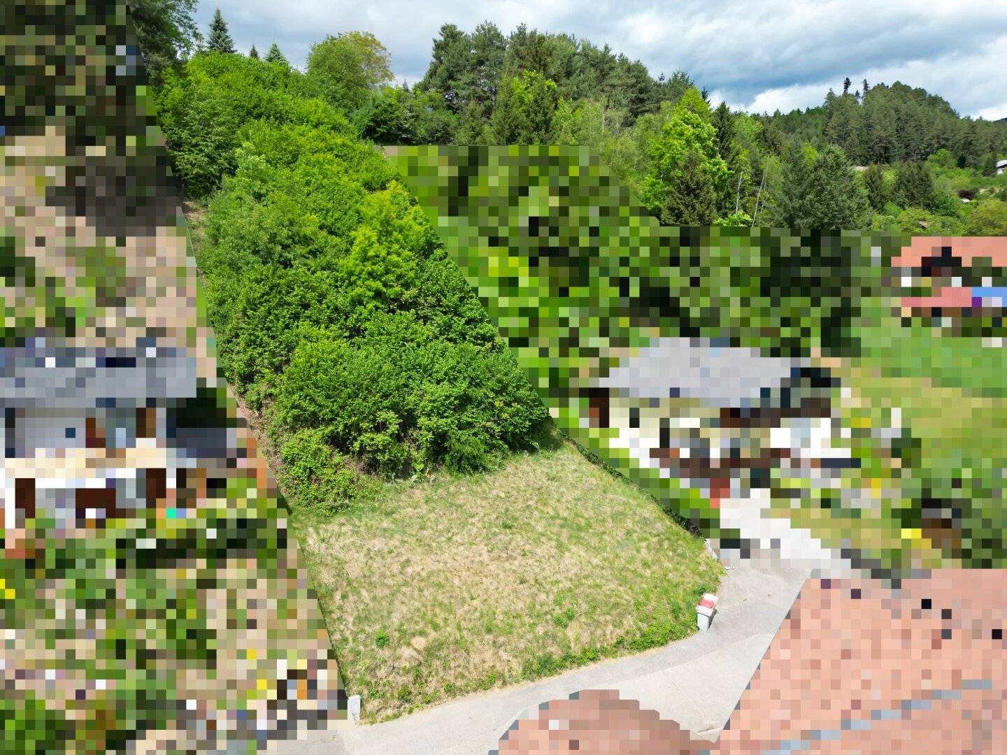 Zentrumsnahes Grundstück am Millstätter See in schöner Hanglage