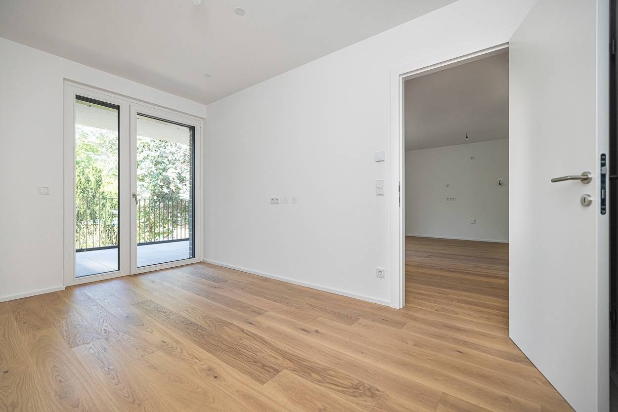 New build first occupancy apartment on Schafberg with terrace