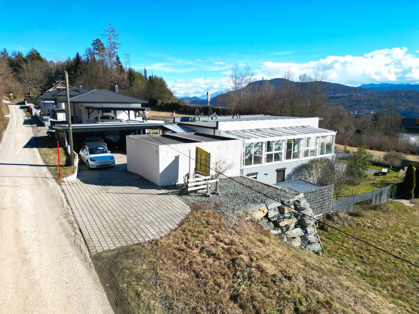 Einzigartiges Anwesen in Tibitsch - Zweifamilienhaus, Ferienhaus, Pool & Baugrund auf großzügigem Areal