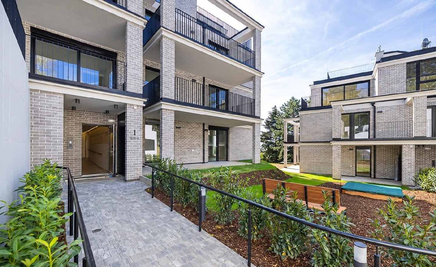 Wohnung Grünlage am Schafberg Balkone Neubau