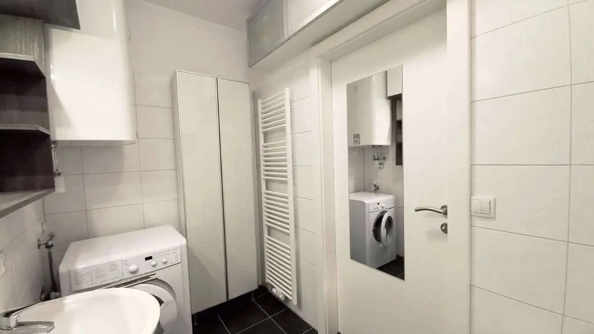Attraktive Anlegerwohnung mit großem Garten und Carport!