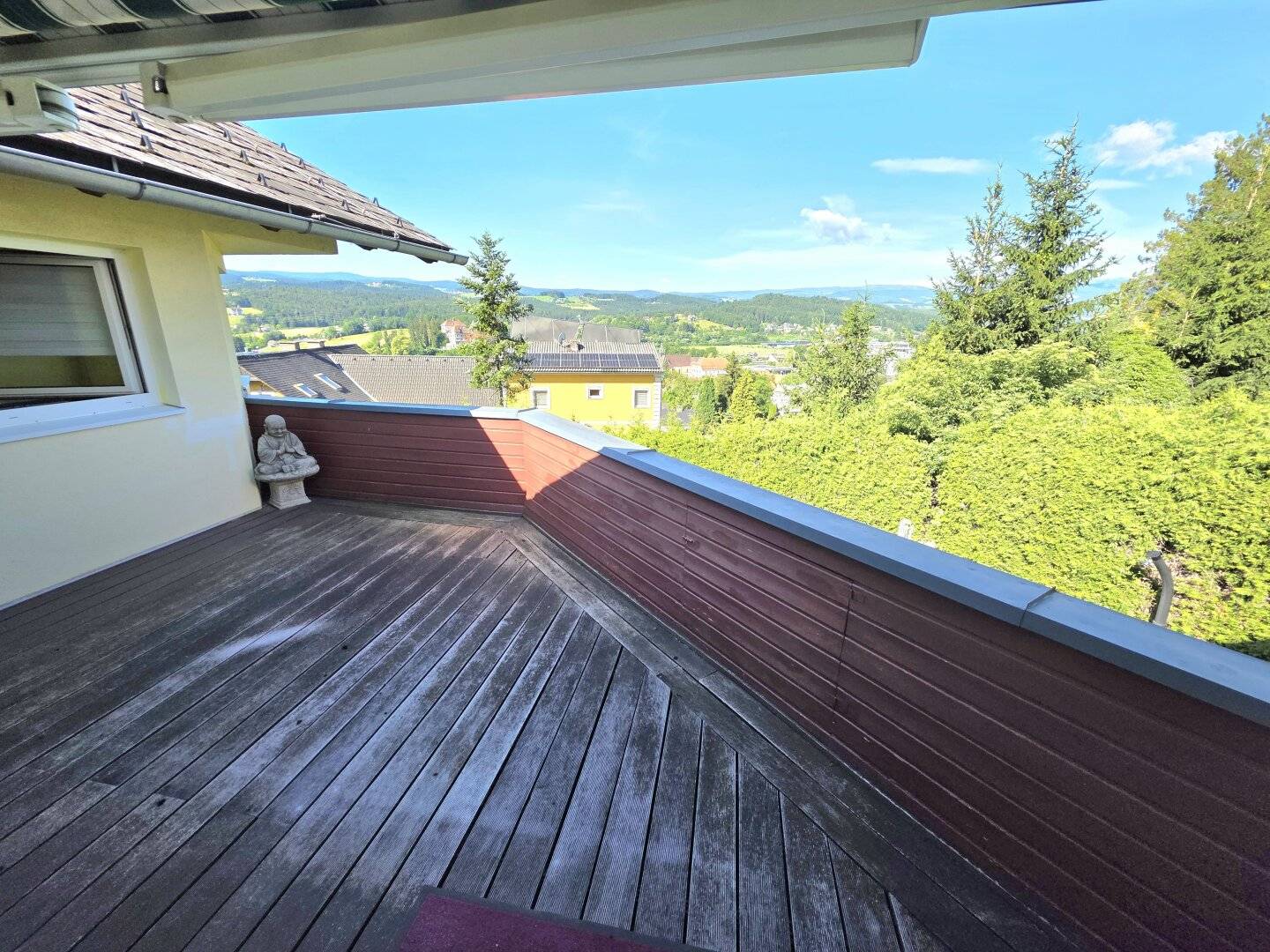 Helle Wohnung in erhöhter Ruhelage!