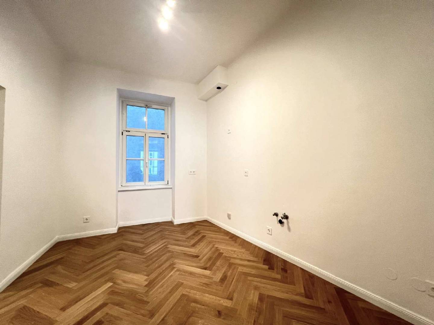 Sanierte Stilaltbau Wohnung hell nahe Naschmarkt