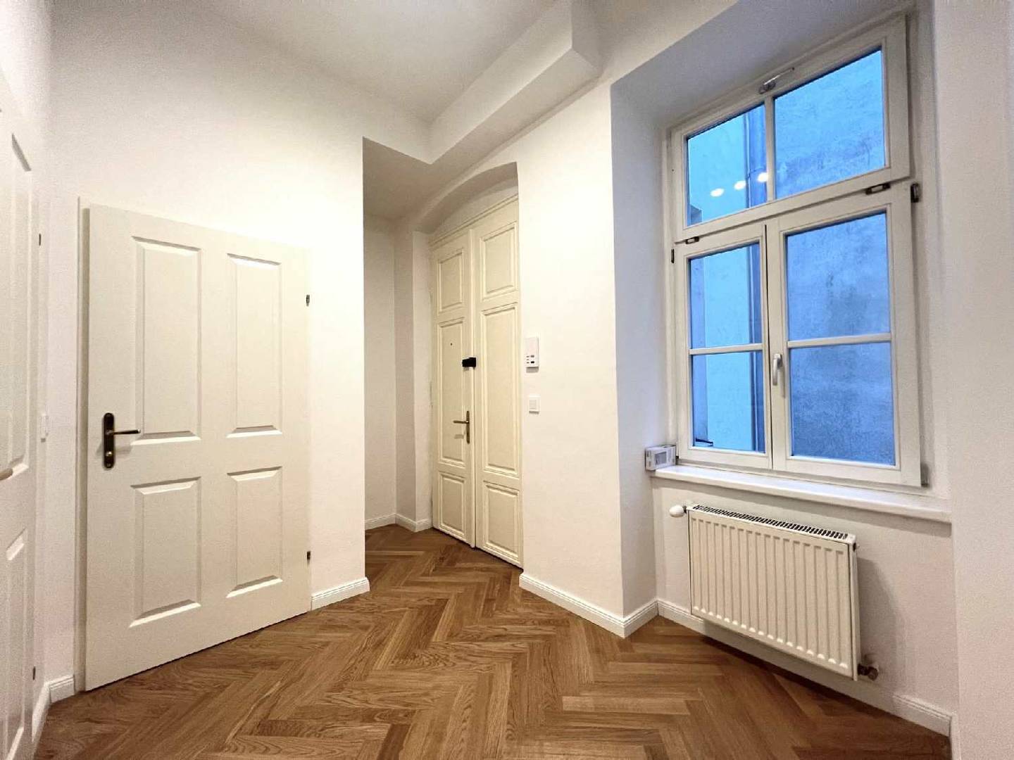 Sanierte Stilaltbau Wohnung hell nahe Naschmarkt