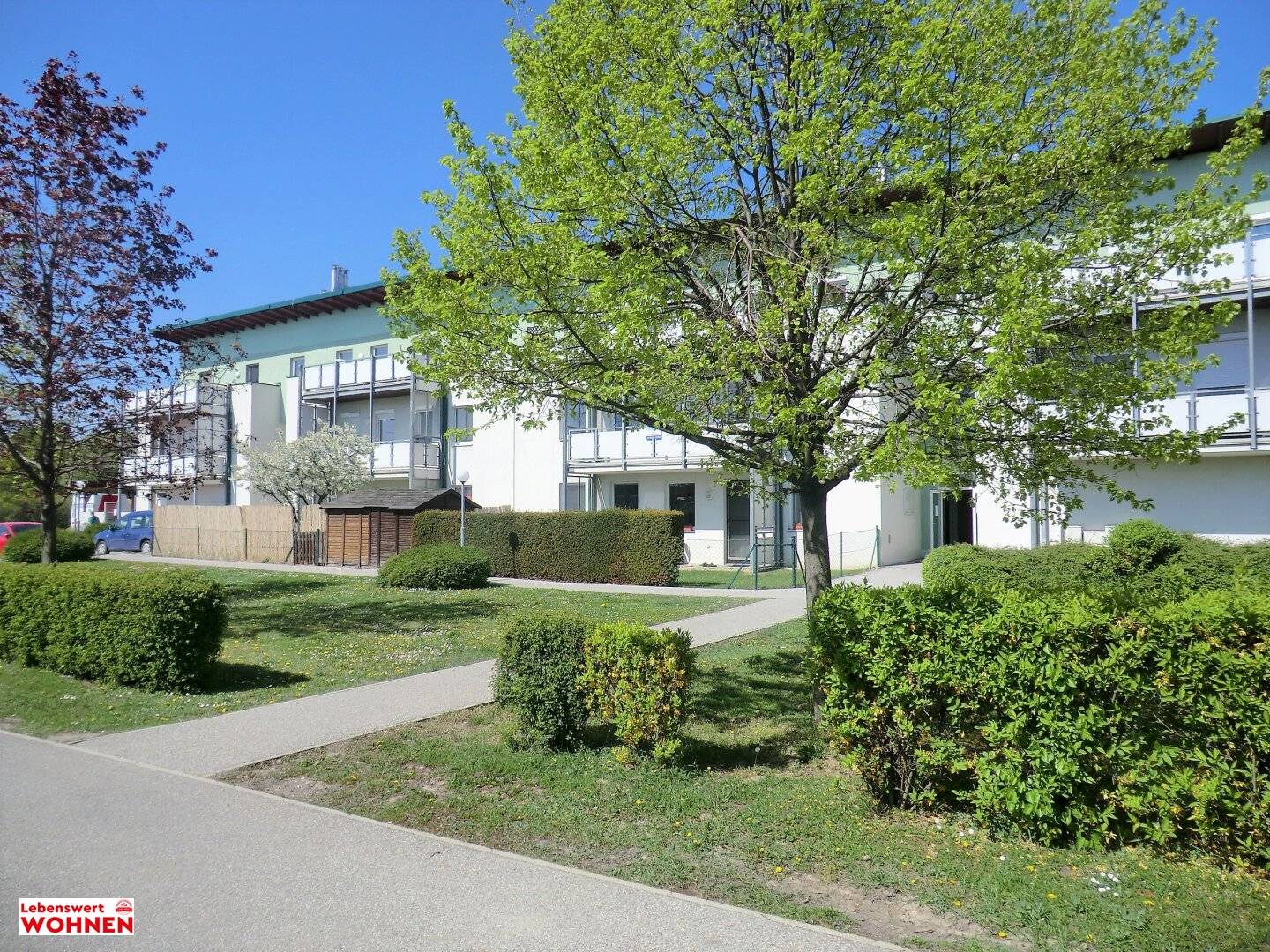 Freie Abstellplätze auf der Neusiedler Straße