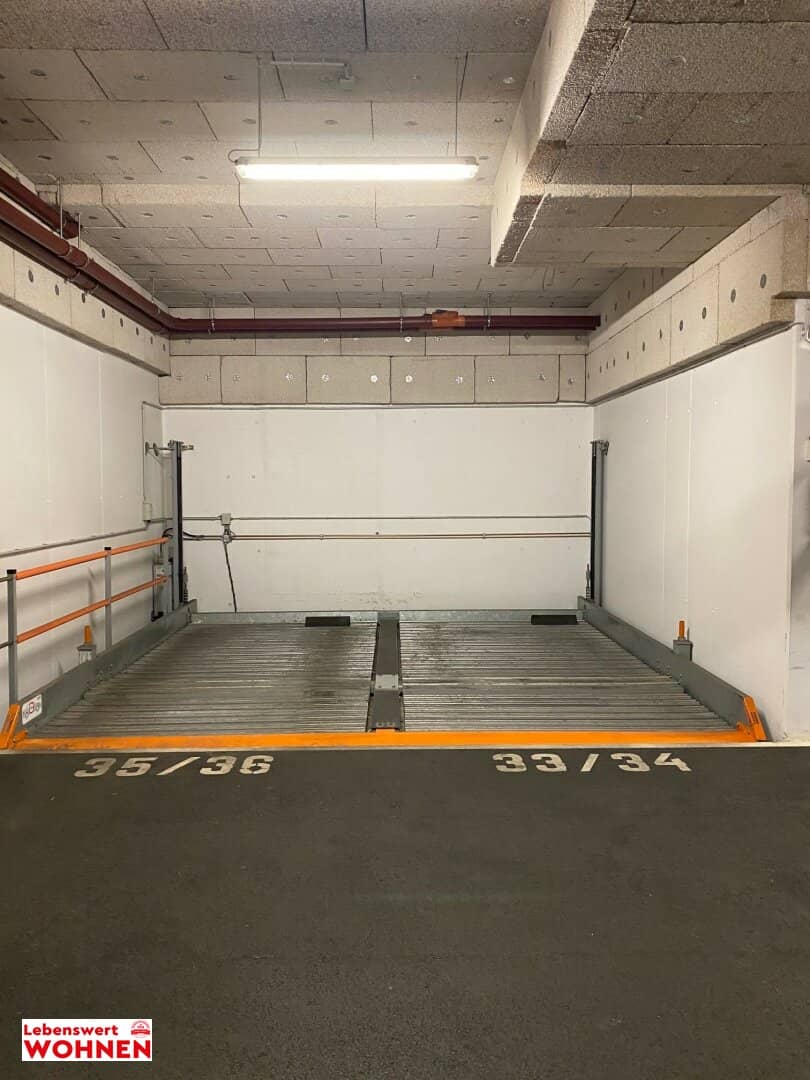 Freie Garagenabstellplätze auf der Quellenstraße - Stapelparker!