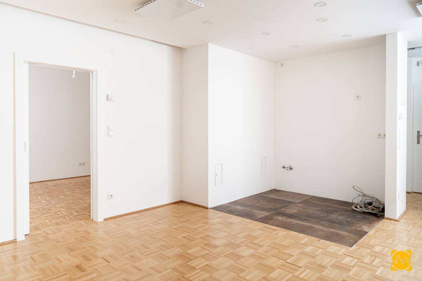 Generalsanierte 2-Zimmer-Wohnung in Ruhelage mit Grünblick
