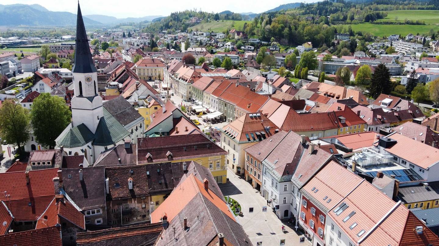 Klassischer Altbau - Büroeinheit im Herzen der Altstadt von St. Veit a.d. Glan zu mieten !