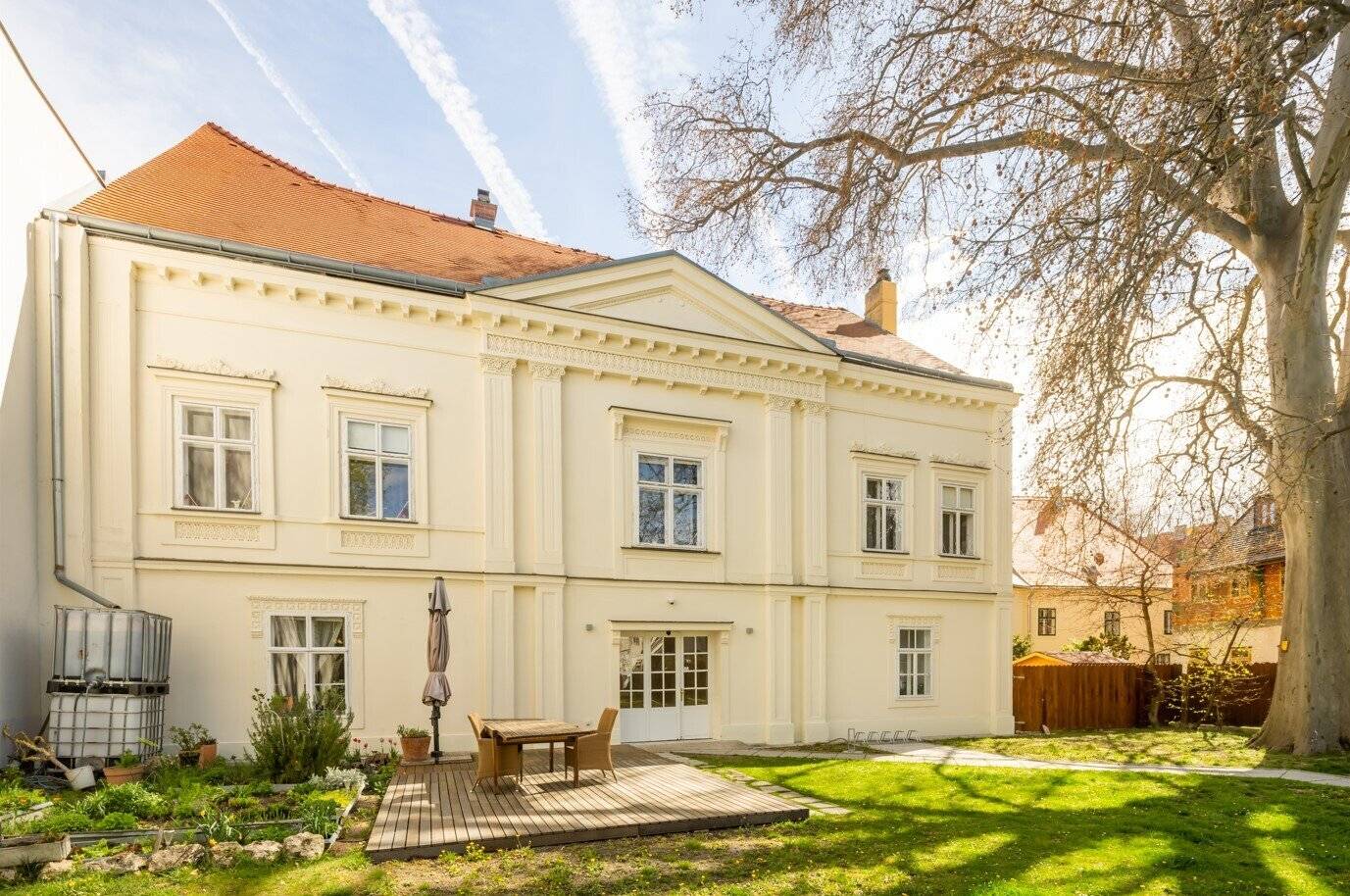 Rarität im Herzen von Baden – Zinshaus in Toplage mit 4,2 % Ist-Rendite