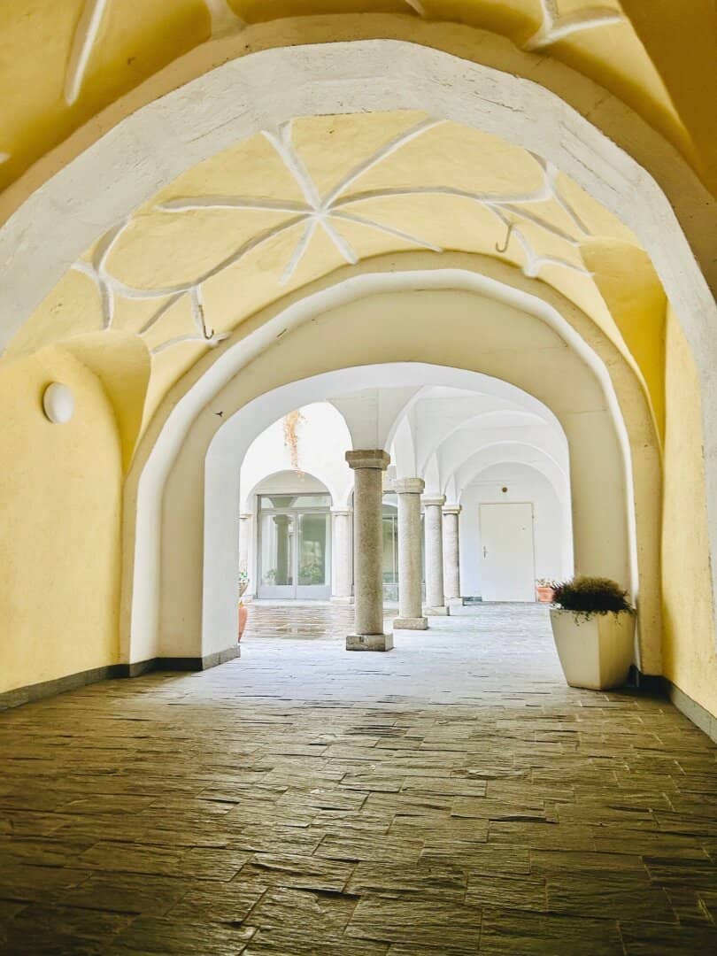 Ein Juwel mitten in der Fußgängerzone - Geschäftsfläche mit Entwicklungspotential zu mieten!