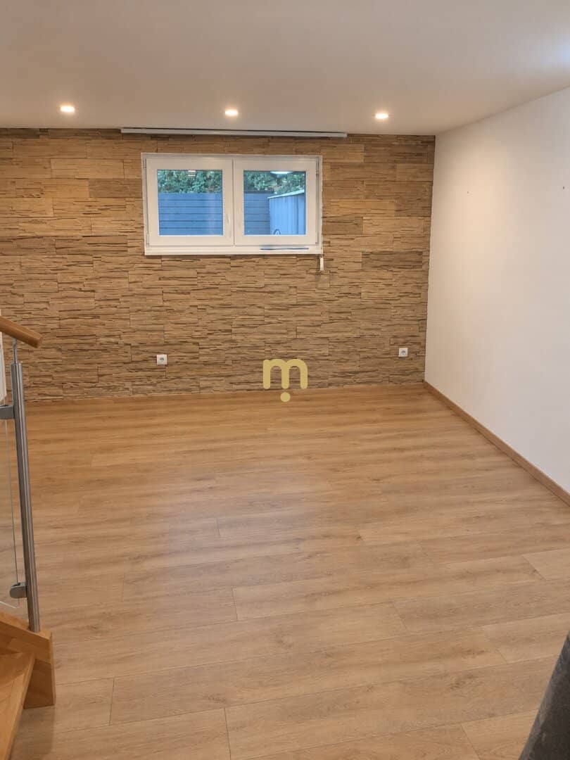 EIGENGRUND | gepflegtes Kleingartenhaus mit 5 Zimmern, Garten & Doppel-Carport in Stockerau