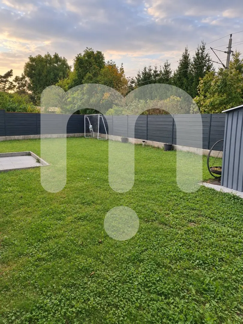 EIGENGRUND | gepflegtes Kleingartenhaus mit 5 Zimmern, Garten & Doppel-Carport in Stockerau