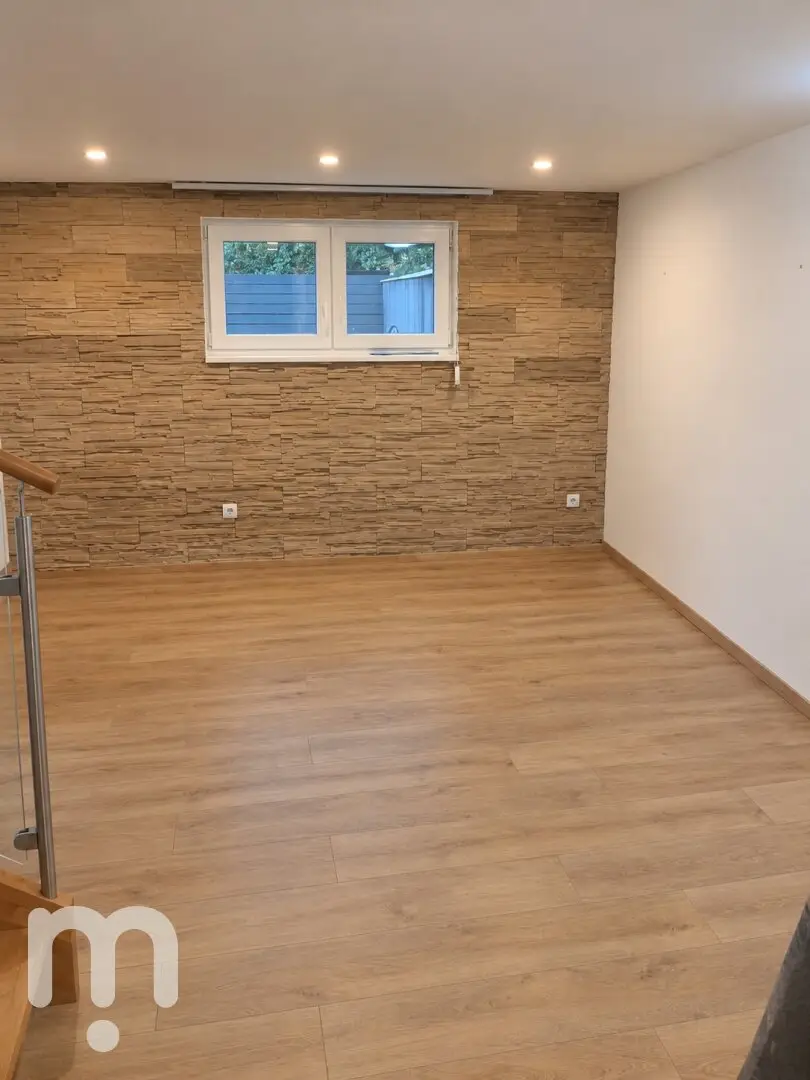 EIGENGRUND | gepflegtes Kleingartenhaus mit 5 Zimmern, Garten & Doppel-Carport in Stockerau