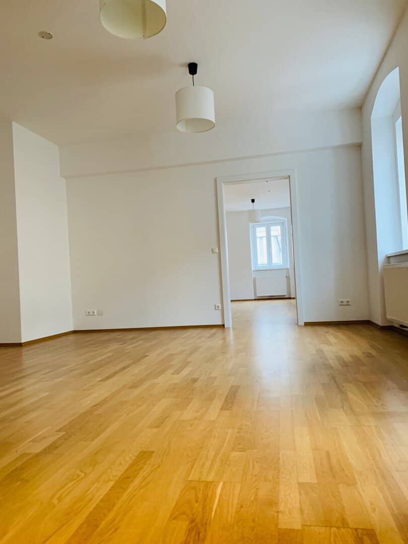Exklusiv renovierte Bürofläche zu mieten!