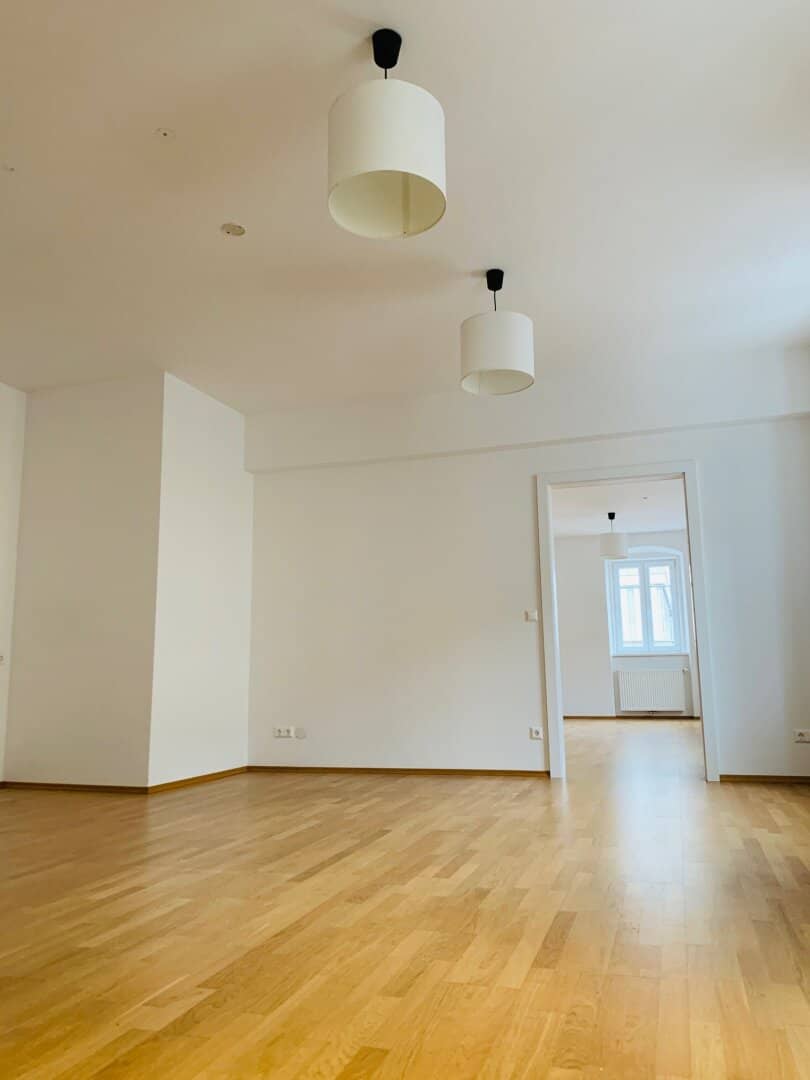 Exklusiv renovierte Bürofläche zu mieten!