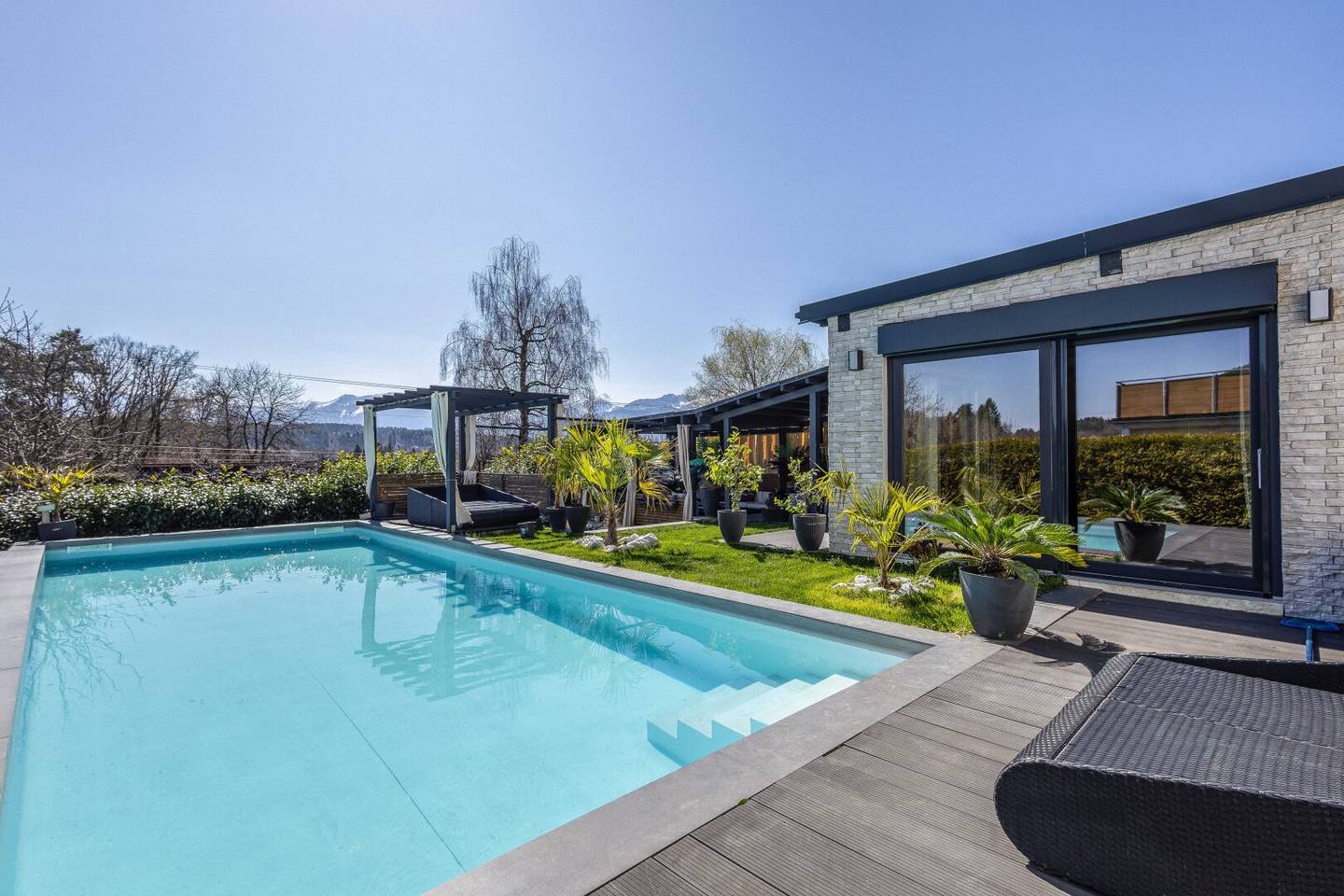 Stilvolle Villa in begehrter Wohnlage in Velden am Wörthersee zu verkaufen!
