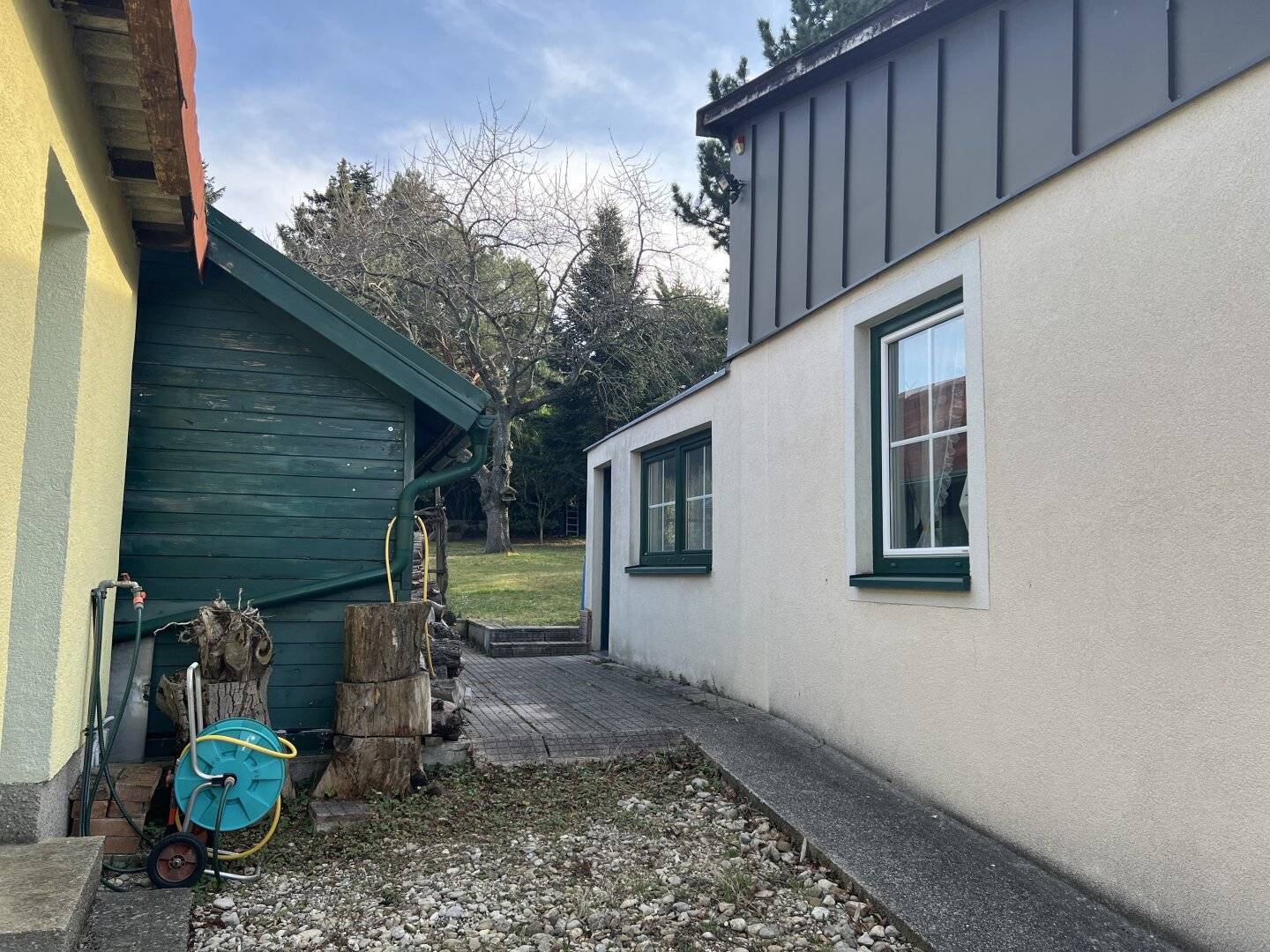 Idyllisches Wochenendhaus mit 1.002 m² in den Weinbergen