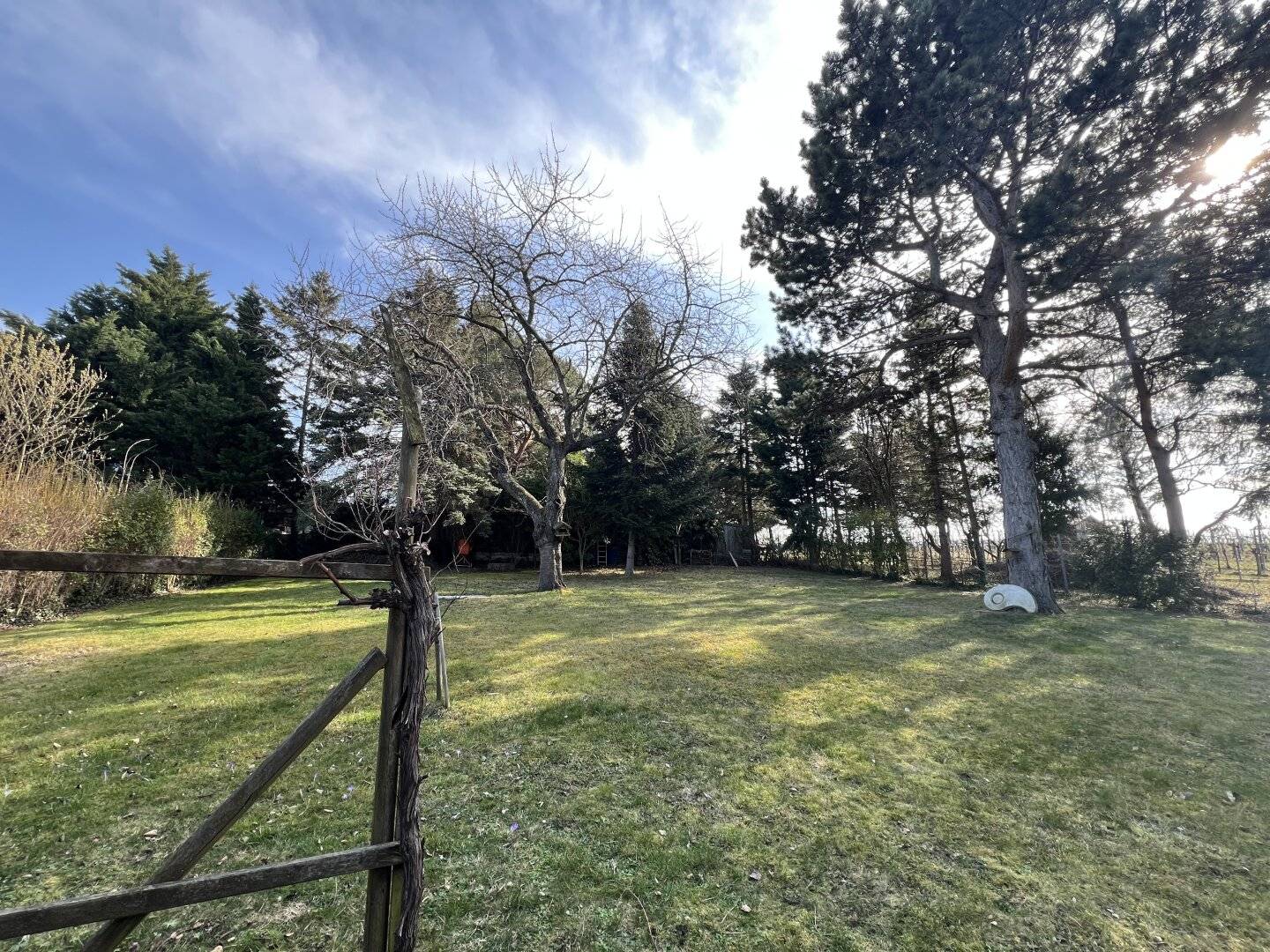 Idyllisches Wochenendhaus mit 1.002 m² in den Weinbergen