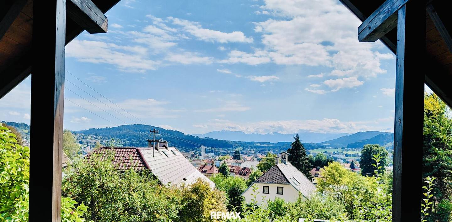 Ein Zuhause mit Weitblick über Feldkirchen