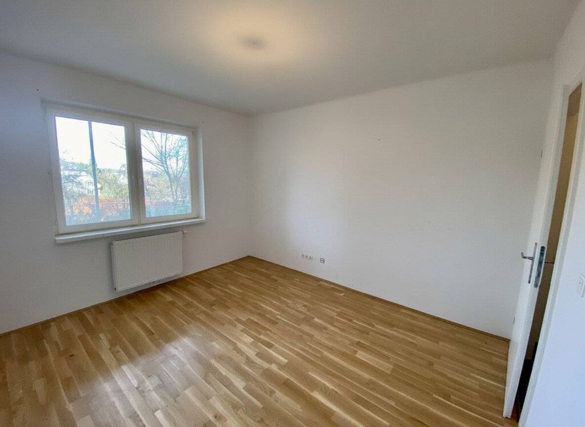 2-Zimmer-Wohnung mit weitläufigem Balkon in absoluter Ruhelage