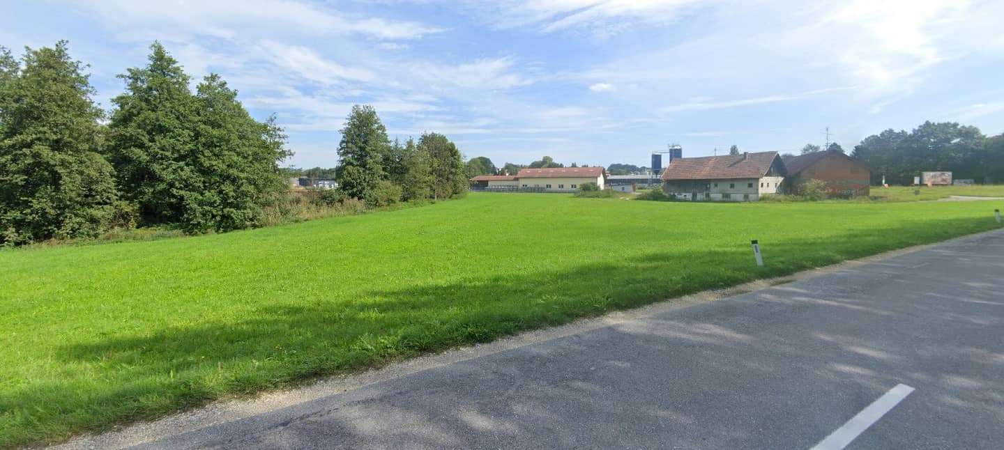 Großzügiges Gewerbegrundstück mit Entwicklungspotenzial in Brünning bei Raab